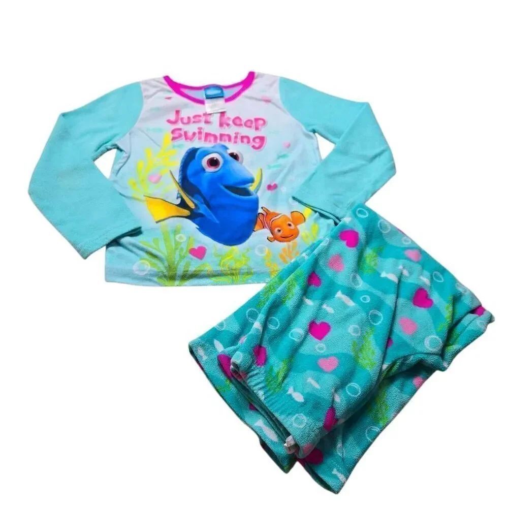 Disney Finding Dory Pajamas S6